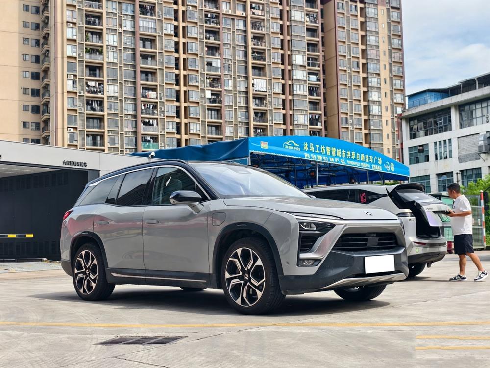NIO NIO ES8