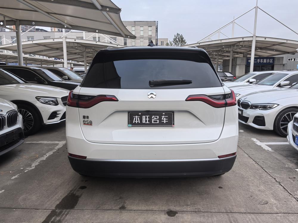 NIO NIO ES8