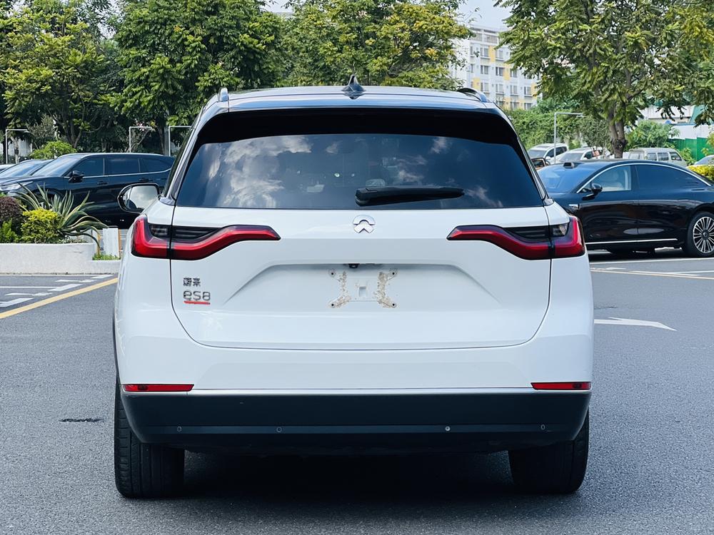 NIO NIO ES8