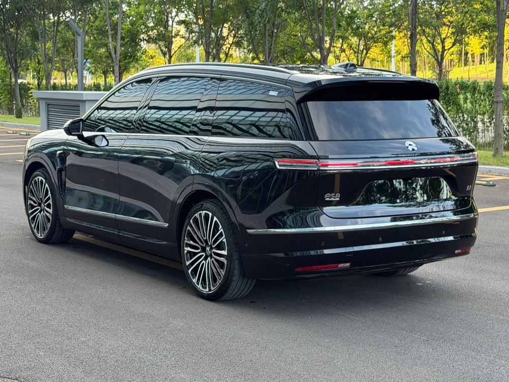 NIO NIO ES8