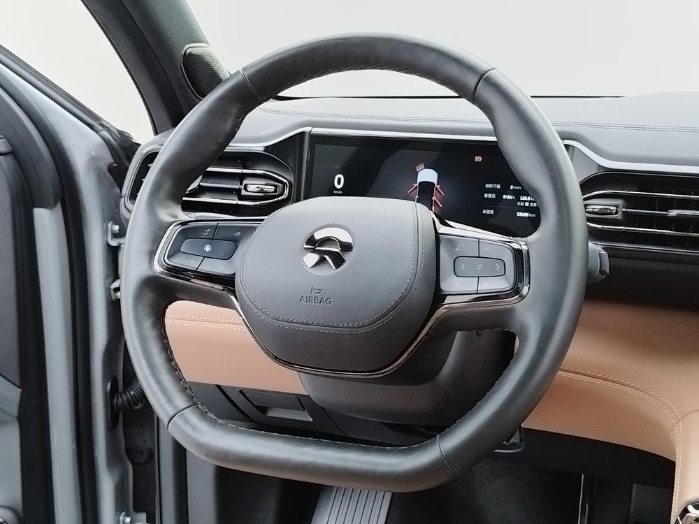 NIO NIO ES8