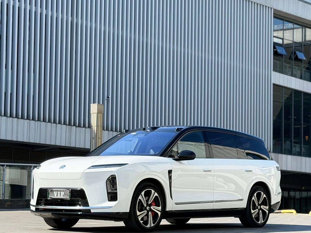 NIO NIO ES8