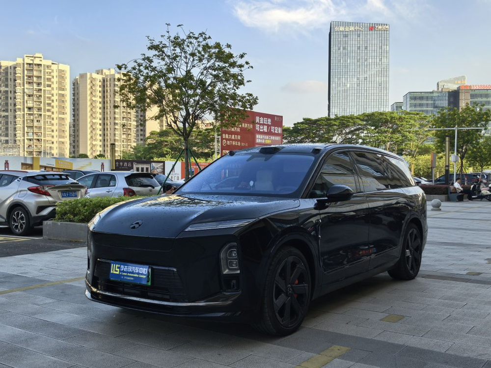 NIO NIO ES8