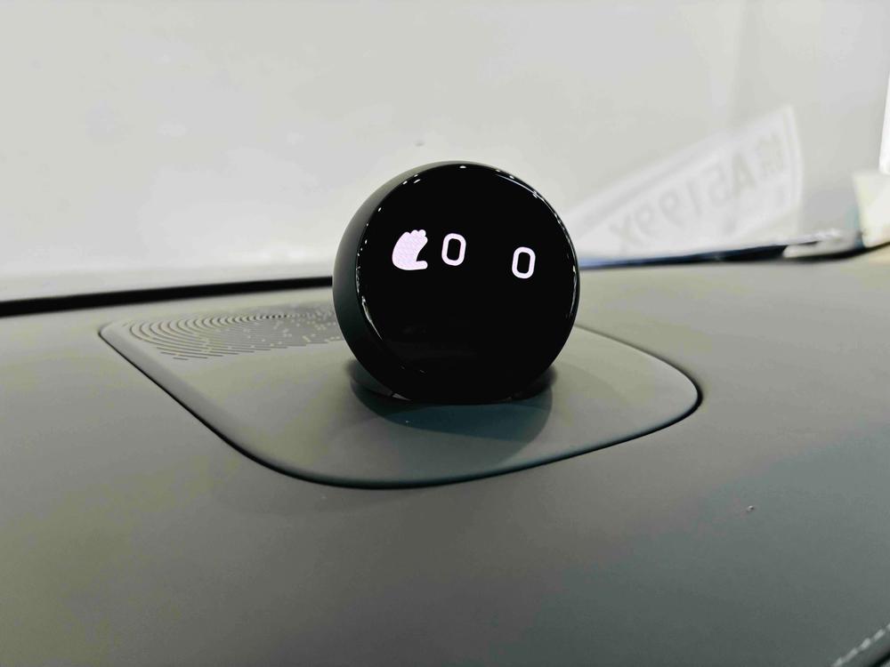 NIO NIO ES8