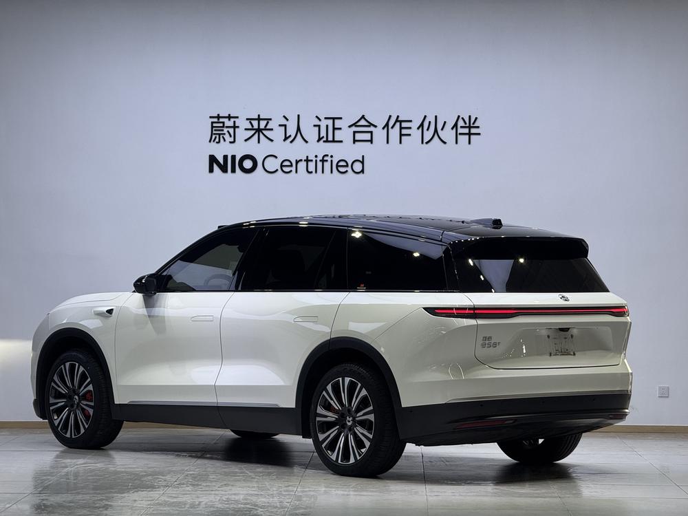 NIO NIO ES8