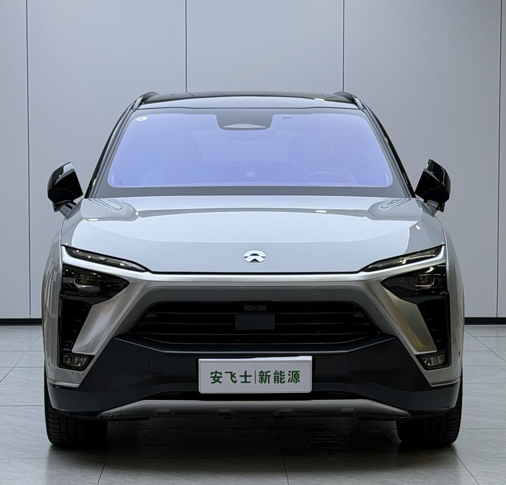 NIO NIO ES8