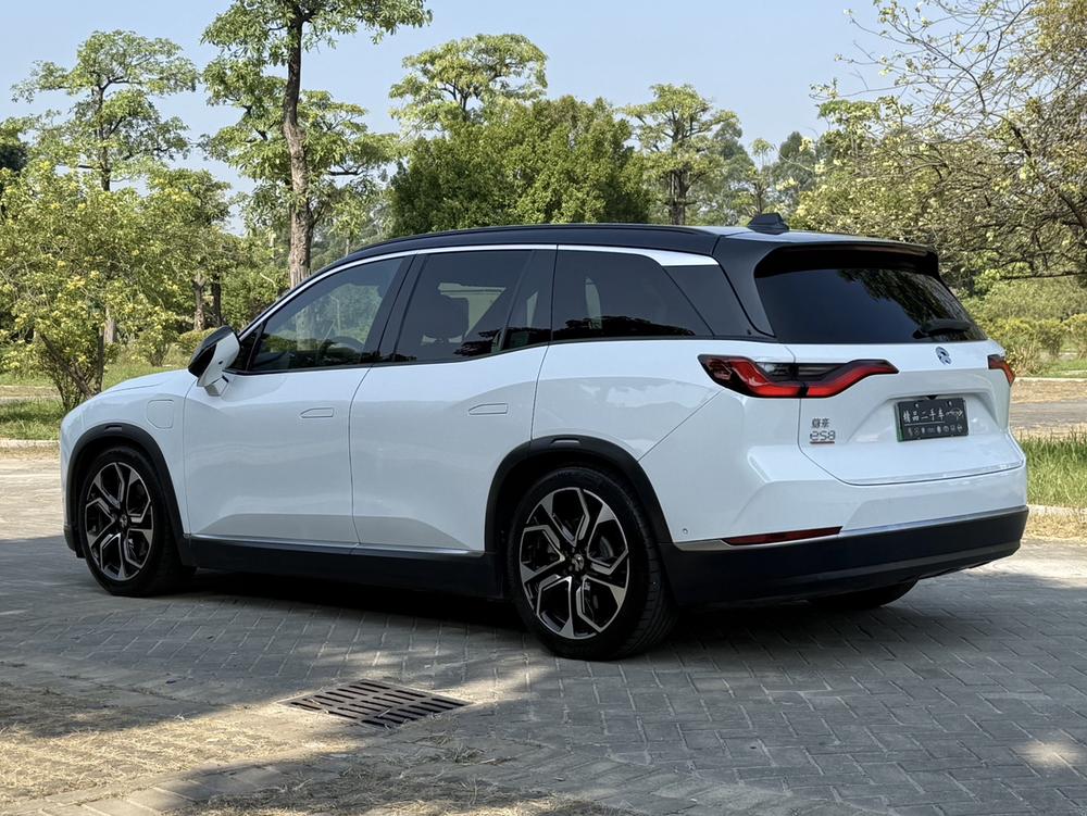 NIO NIO ES8