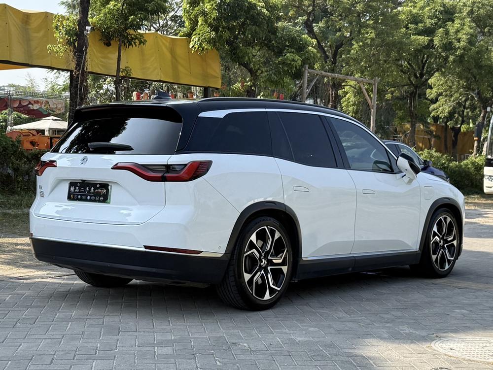 NIO NIO ES8