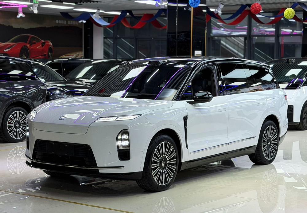 NIO NIO ES8
