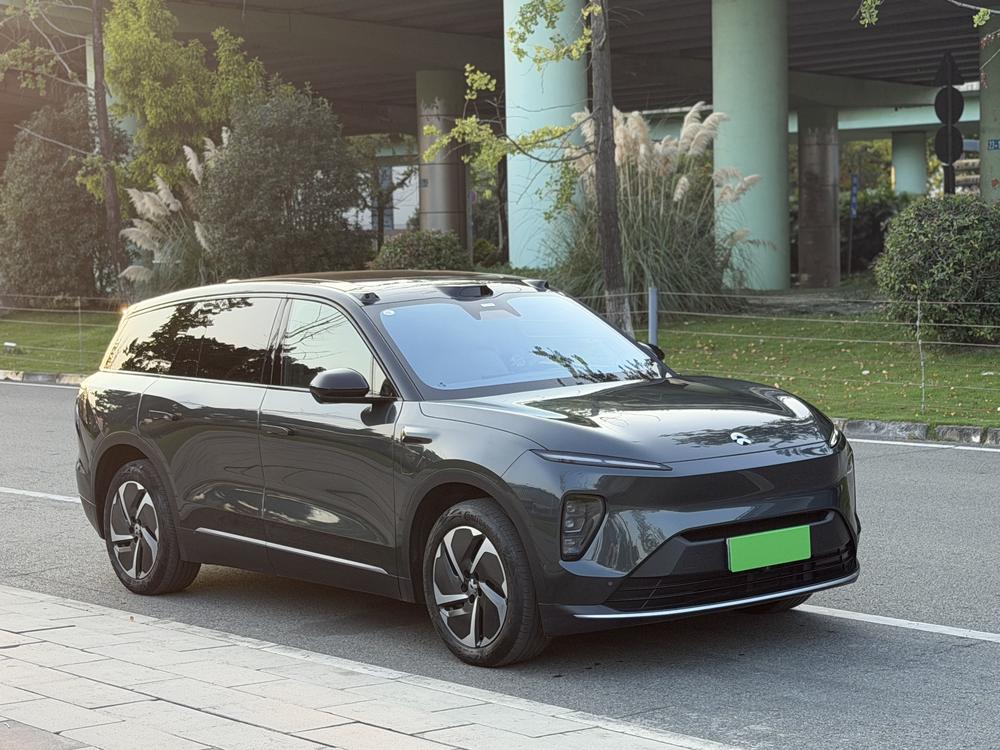 NIO NIO ES8