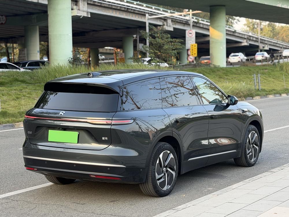 NIO NIO ES8