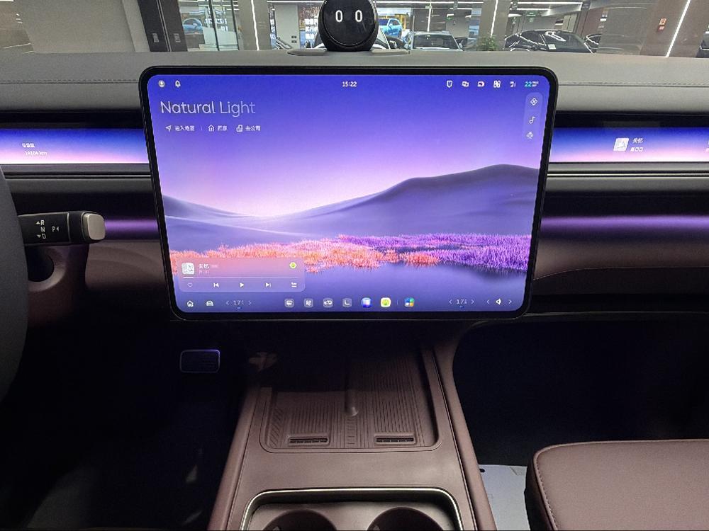 NIO NIO ES8