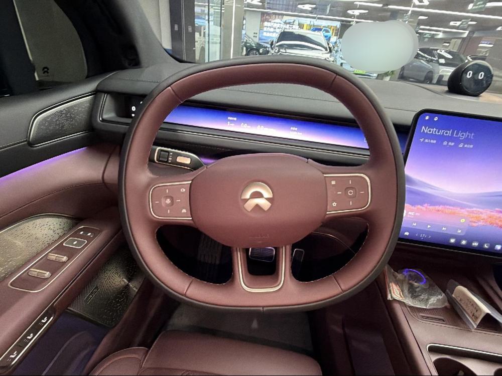 NIO NIO ES8