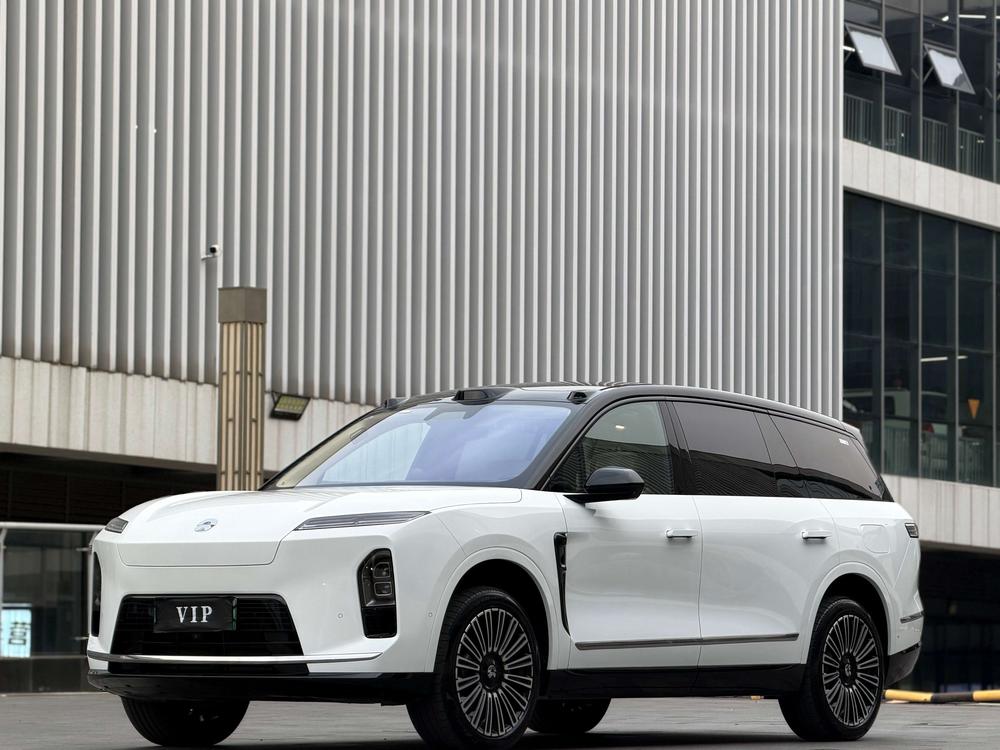 NIO NIO ES8