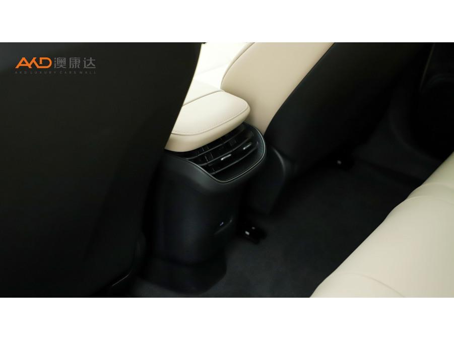 NIO NIO ET5