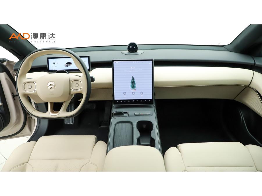NIO NIO ET5