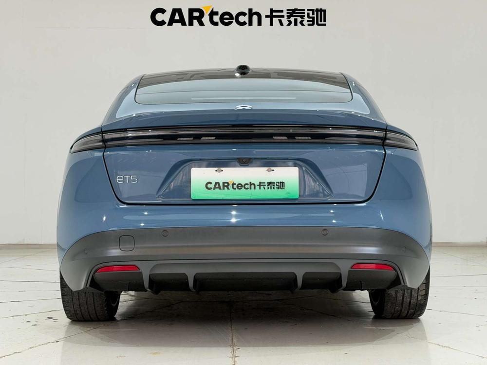 NIO NIO ET5