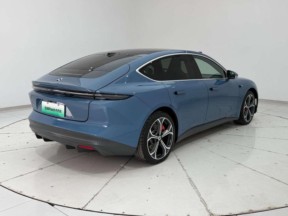 NIO NIO ET5