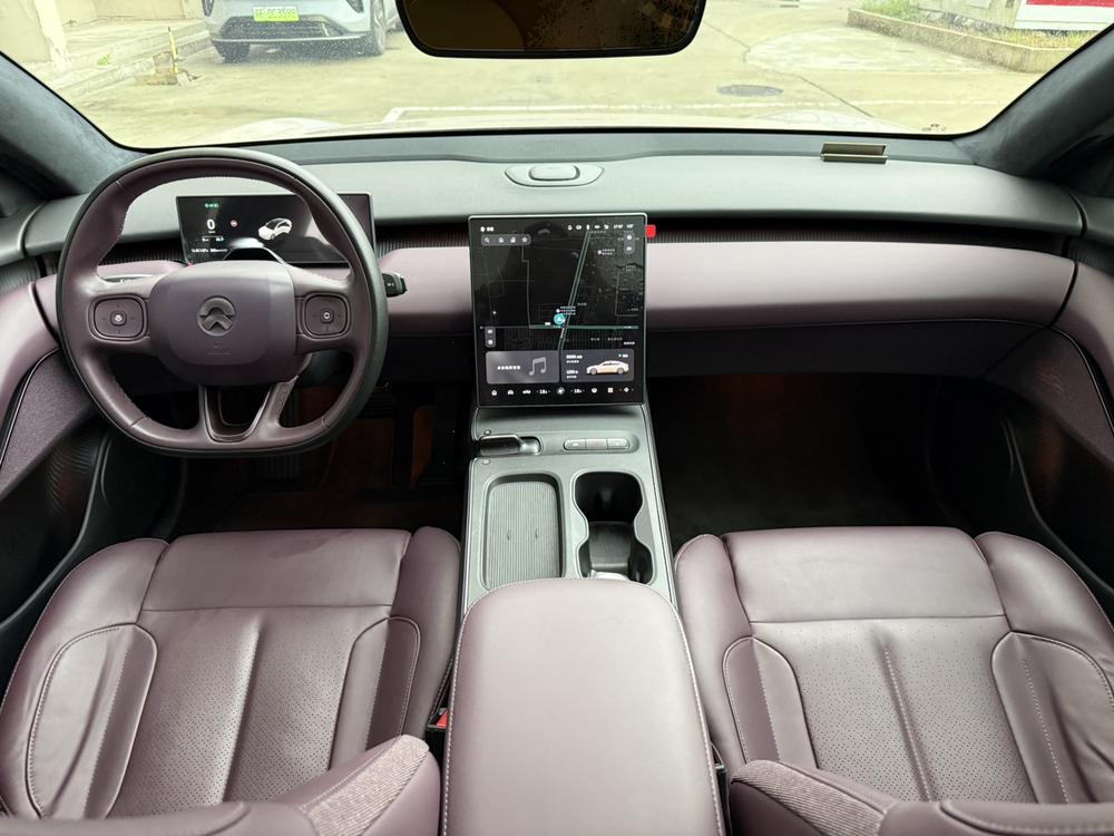 NIO NIO ET5