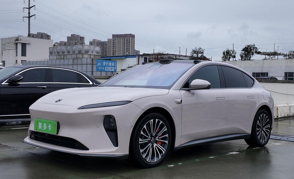 NIO NIO ET5