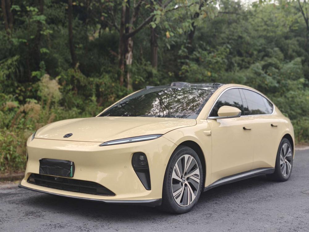 NIO NIO ET5