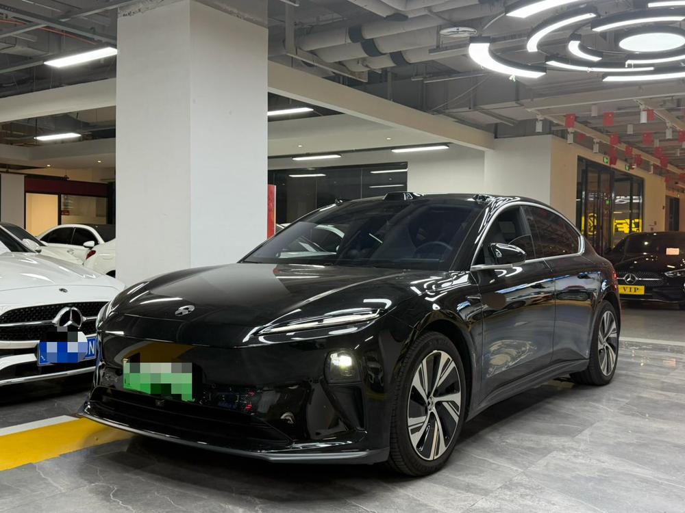 NIO NIO ET5