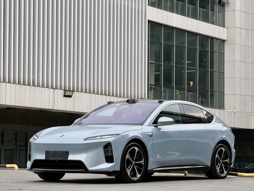 NIO NIO ET5