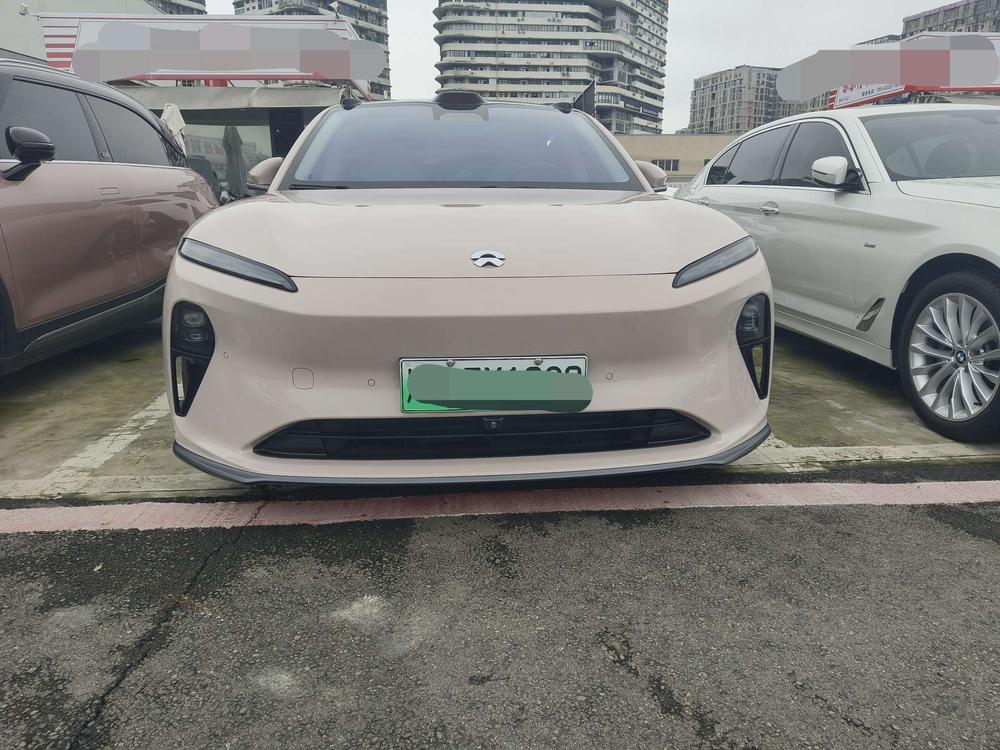 NIO NIO ET5