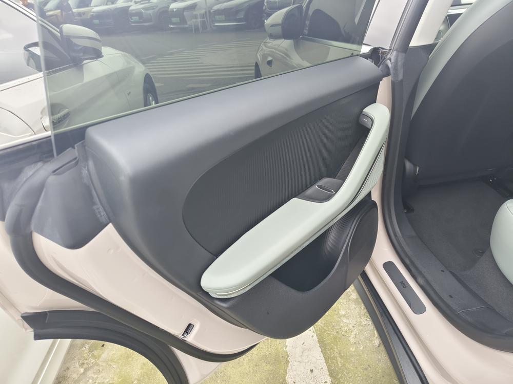 NIO NIO ET5