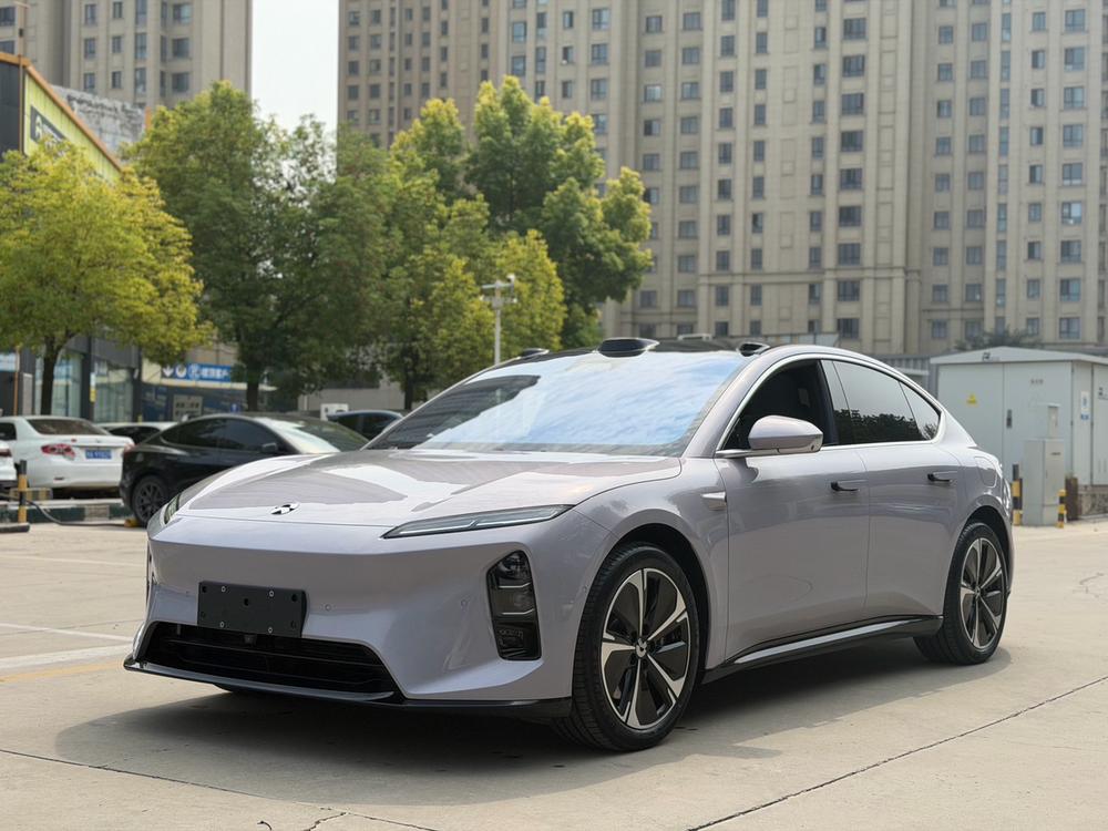 NIO NIO ET5