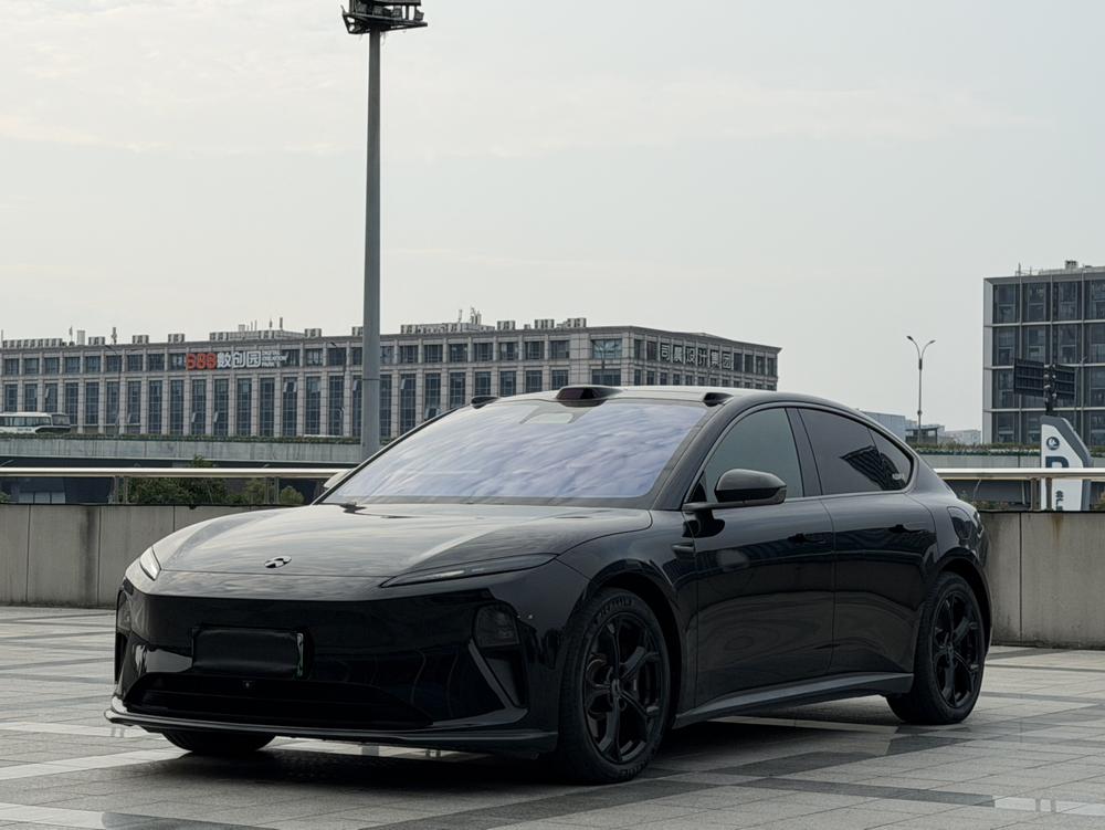 NIO NIO ET5