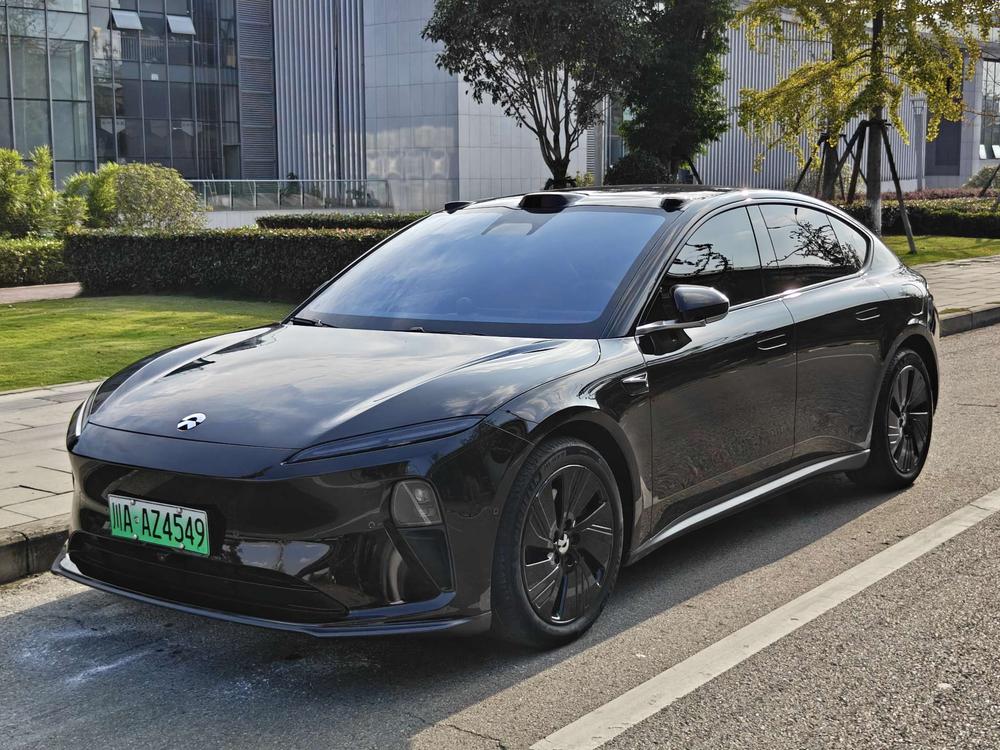 NIO NIO ET5