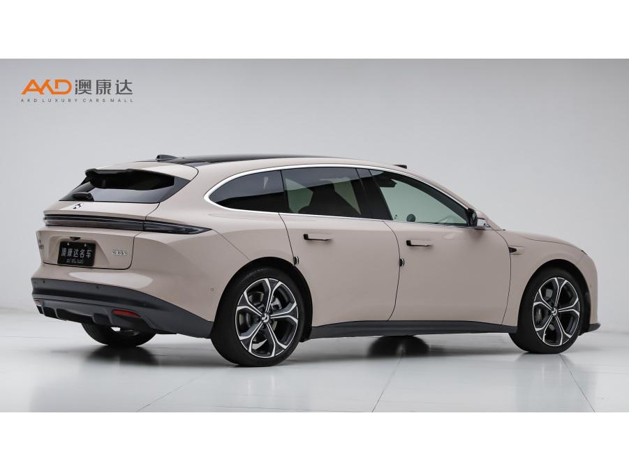 NIO NIO ET5T