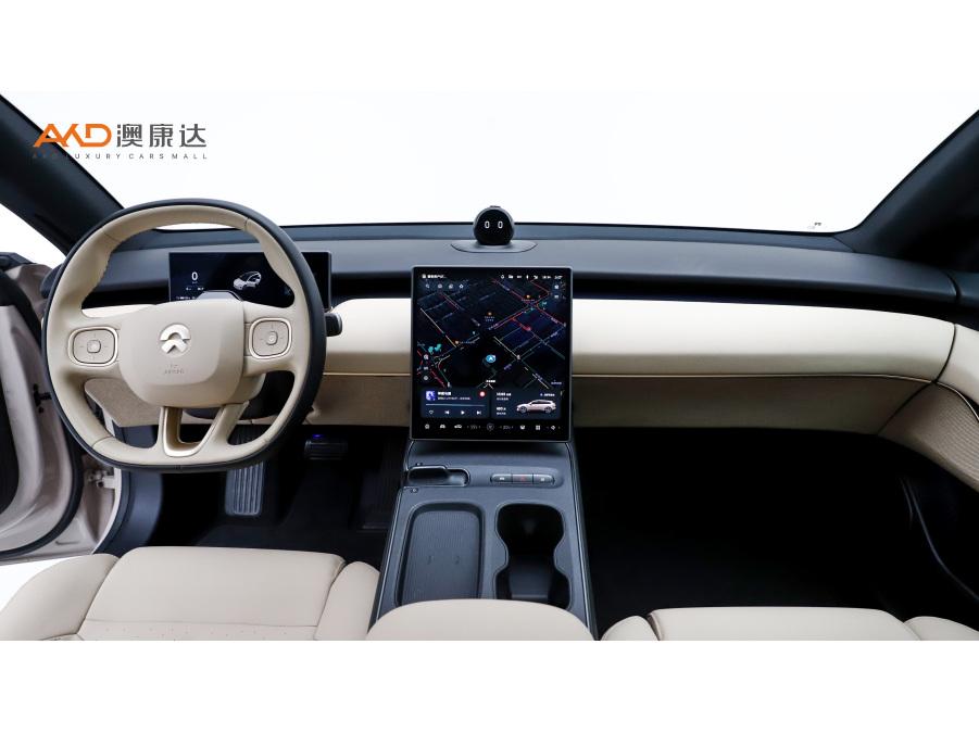NIO NIO ET5T