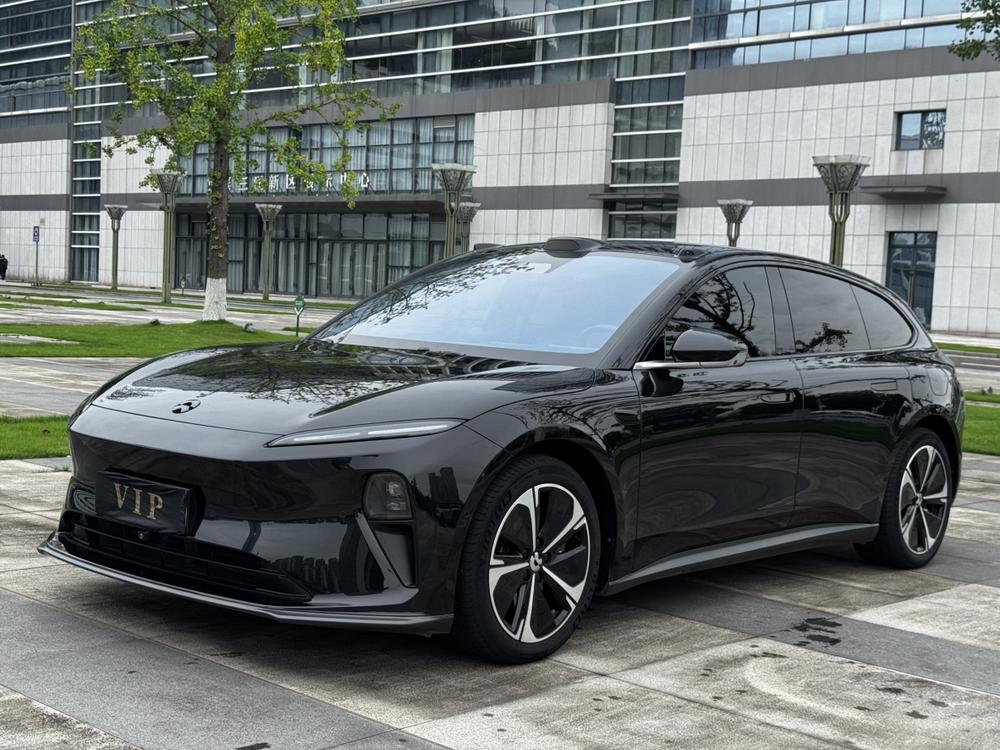 NIO NIO ET5T