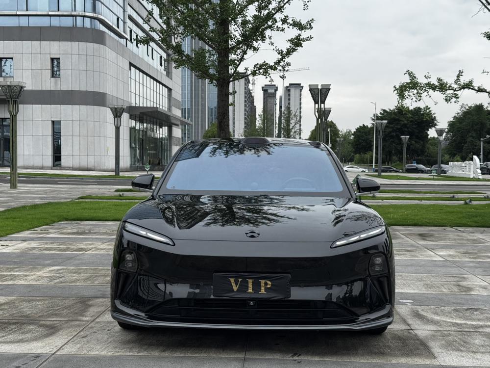 NIO NIO ET5T