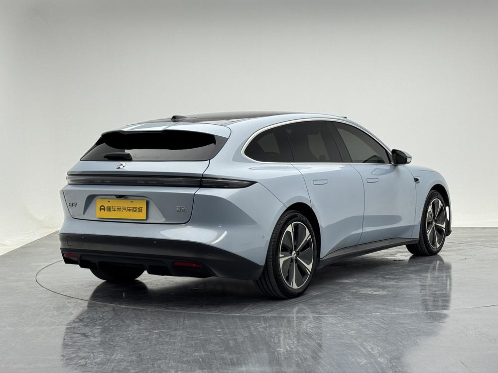 NIO NIO ET5T