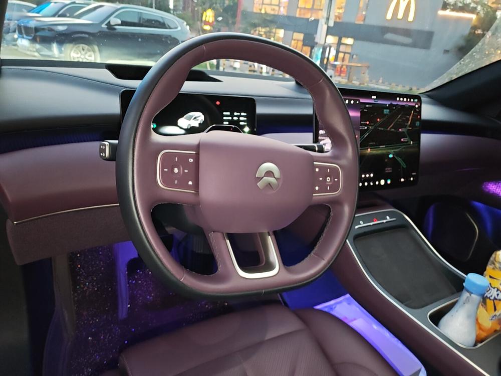 NIO NIO ET5T