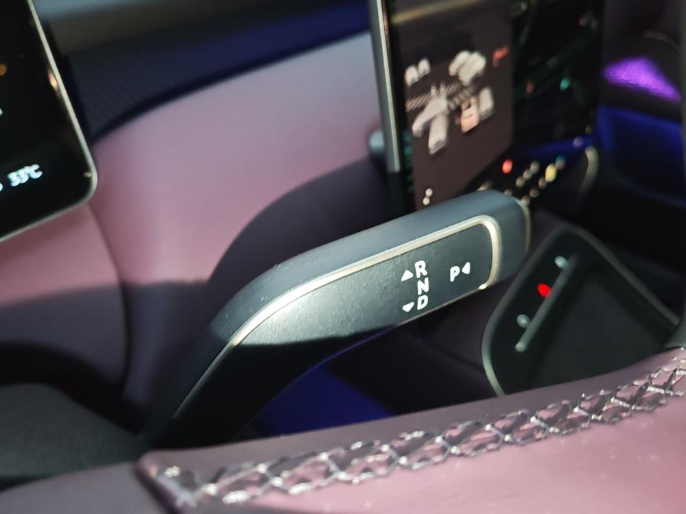 NIO NIO ET5T