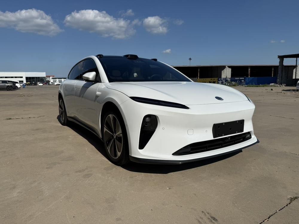 NIO NIO ET5T