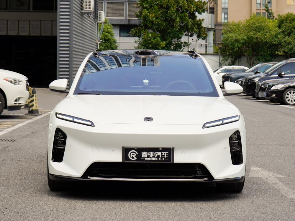 NIO NIO ET5T