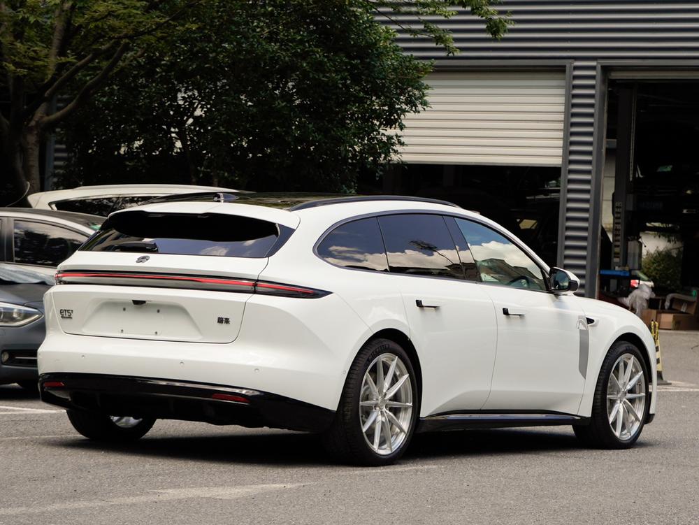 NIO NIO ET5T