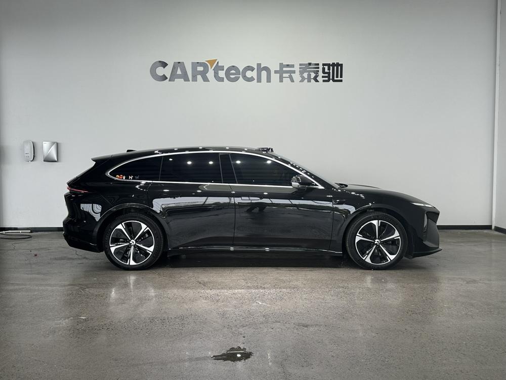 NIO NIO ET5T