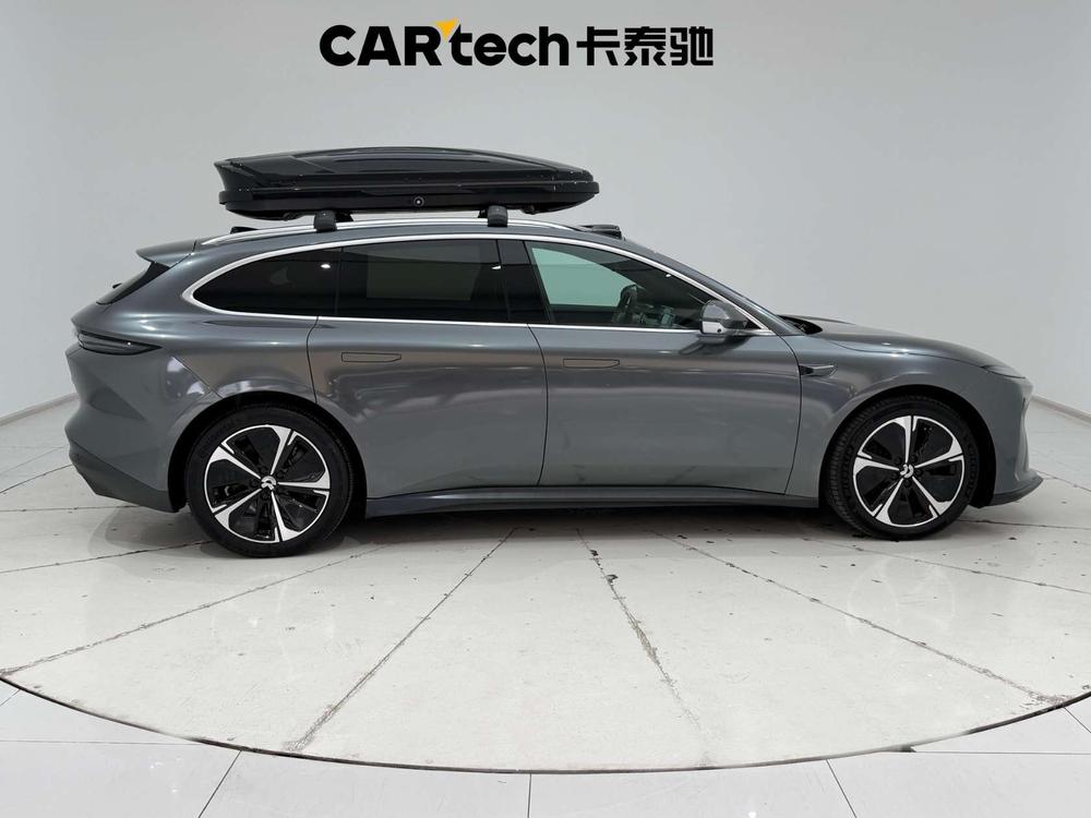 NIO NIO ET5T
