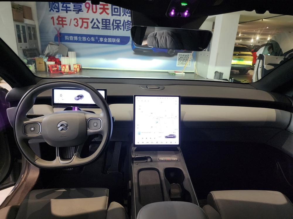 NIO NIO ET5T