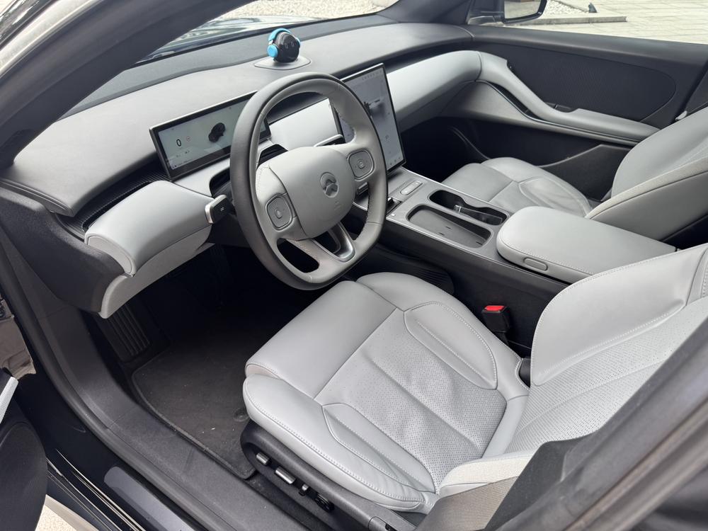 NIO NIO ET5T