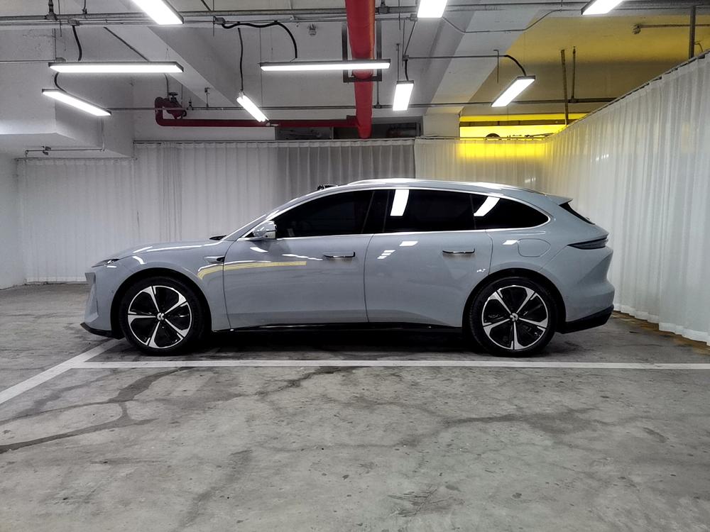 NIO NIO ET5T