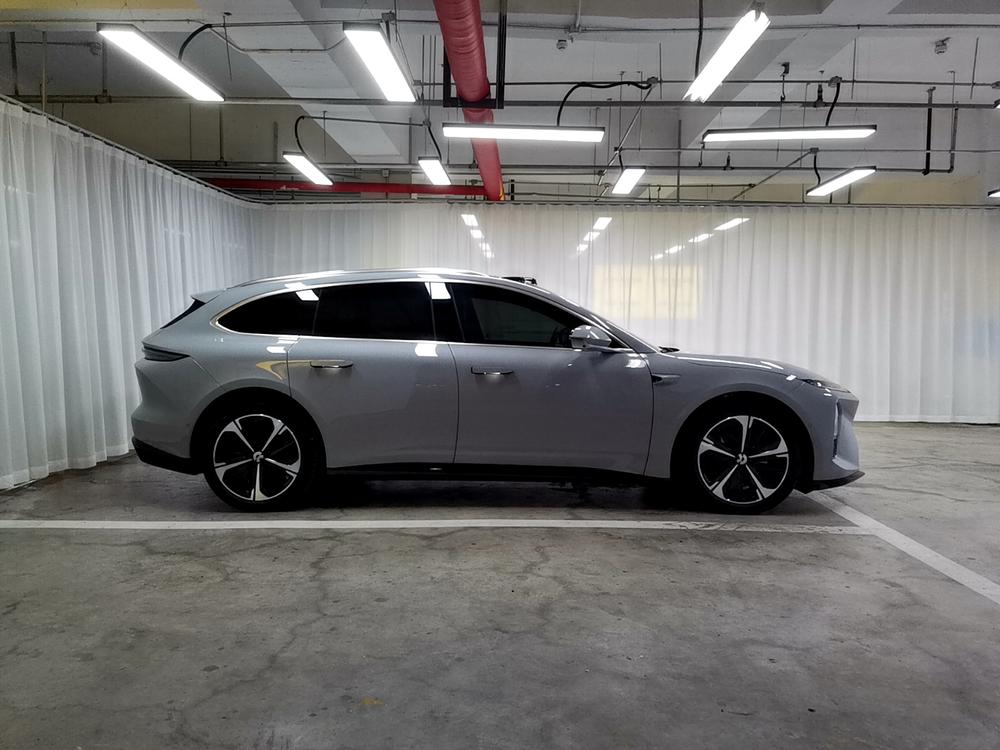 NIO NIO ET5T