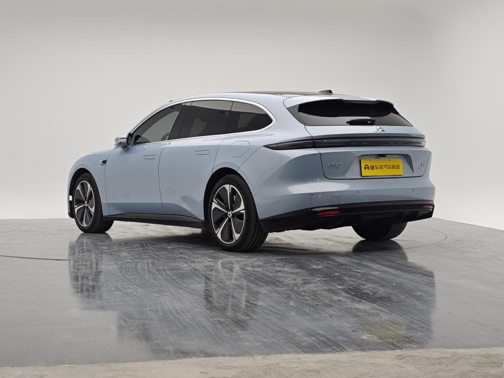 NIO NIO ET5T