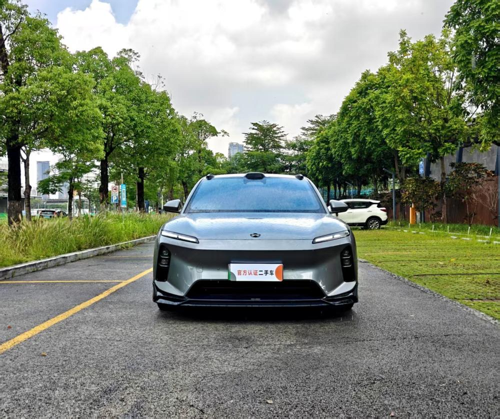 NIO NIO ET5T